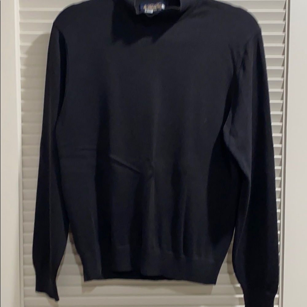 Men’s black sweater. M Brooks Brothers
